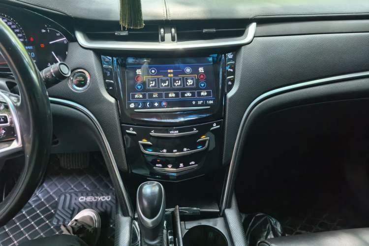 Used Cadillac XTS 2018 28T Tech Edition Audio And AC Panel