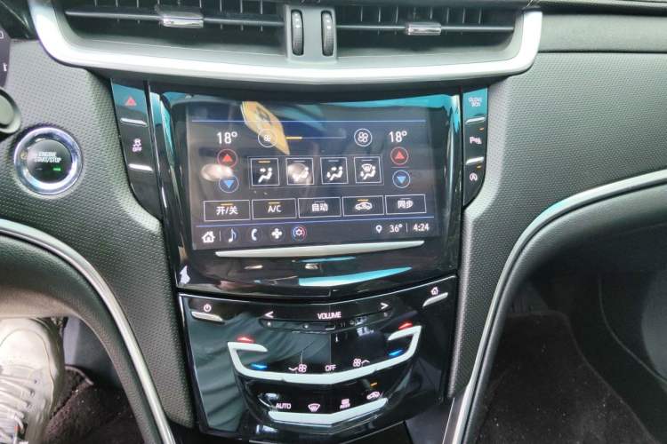 Used Cadillac XTS 2018 28T Tech Edition Audio And AC Panel