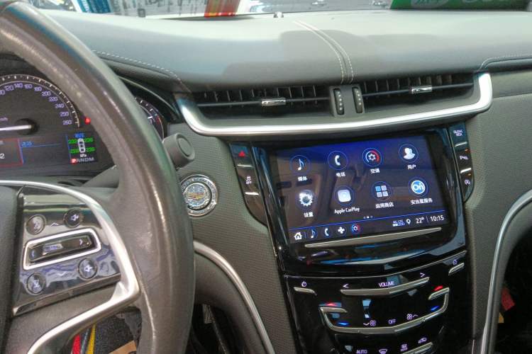 Used Cadillac XTS 2018 28T Elite Edition Audio And AC Panel