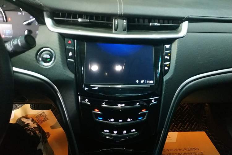 Used Cadillac XTS 2018 28T Tech Edition Audio And AC Panel