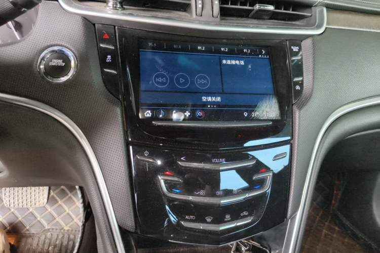 Used Cadillac XTS 2018 28T Elite Edition Audio And AC Panel