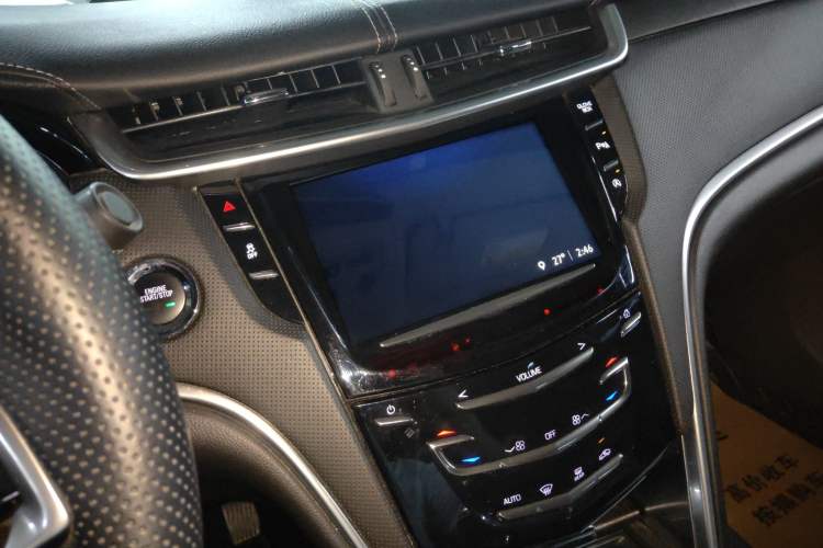Used Cadillac XTS 2018 28T Tech Edition Audio And AC Panel