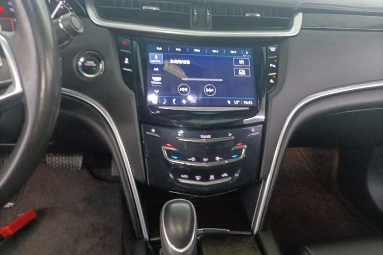 Used Cadillac XTS 2018 28T Tech Edition Audio And AC Panel