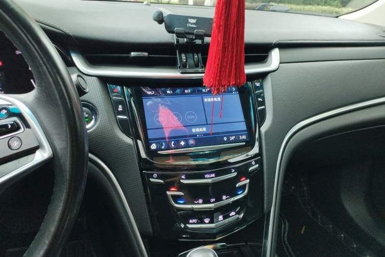 Used Cadillac XTS 2018 28T Tech Edition Audio And AC Panel