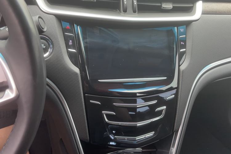 Used Cadillac XTS 2018 28T Elite Edition Audio And AC Panel