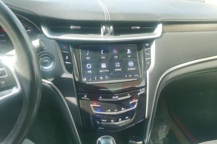 Used Cadillac XTS 2018 28T Elite Edition Audio And AC Panel
