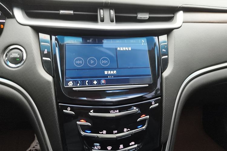 Used Cadillac XTS 2018 28T Elite Edition Audio And AC Panel
