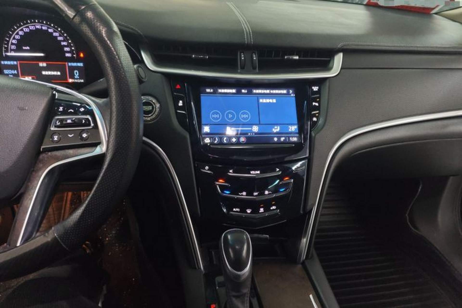 Used Cadillac XTS 2018 28T Tech Edition Audio And AC Panel