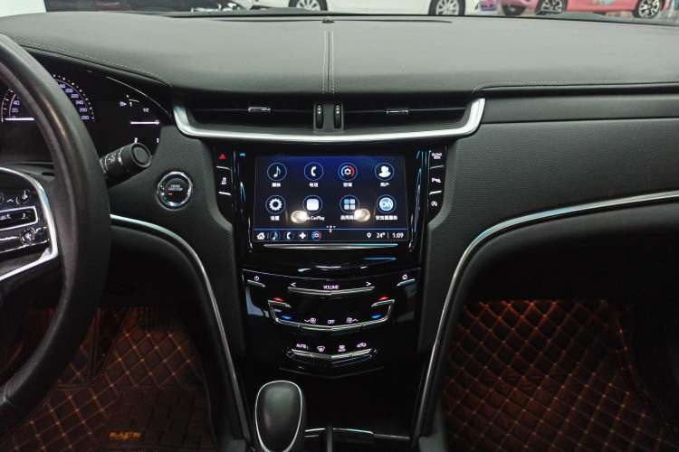 Used Cadillac XTS 2018 28T Tech Edition Audio And AC Panel