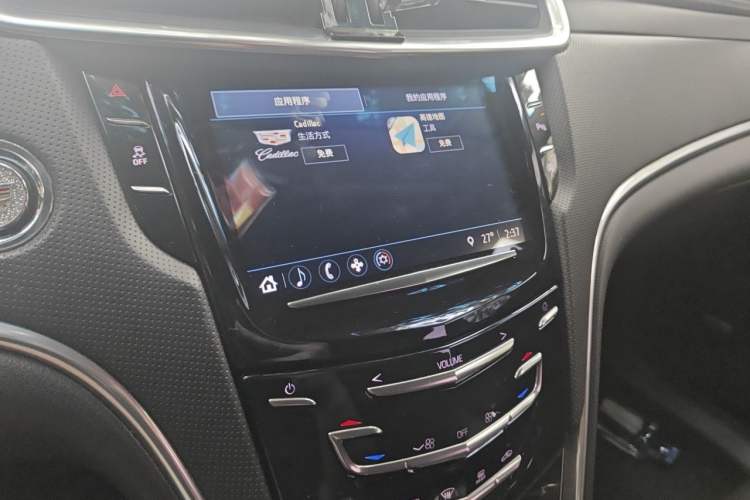 Used Cadillac XTS 2018 28T Tech Edition Audio And AC Panel
