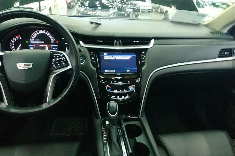 Used Cadillac XTS 2018 28T Elite Edition Audio And AC Panel