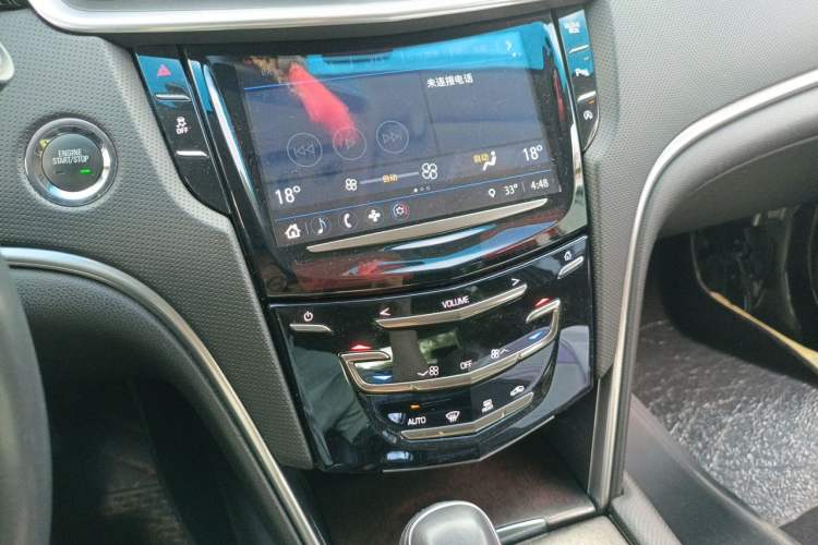 Used Cadillac XTS 2018 28T Elite Edition Audio And AC Panel
