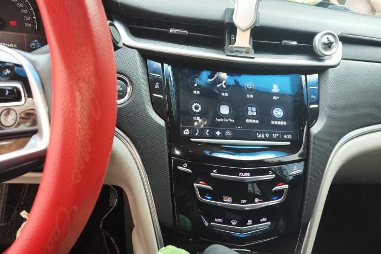 Used Cadillac XTS 2018 28T Tech Edition Audio And AC Panel