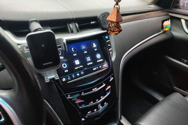 Used Cadillac XTS 2018 28T Elite Edition Audio And AC Panel