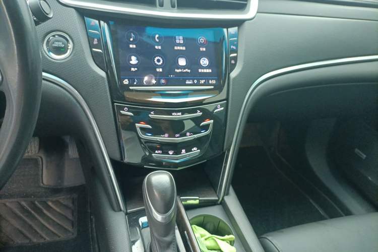 Used Cadillac XTS 2018 28T Tech Edition Audio And AC Panel