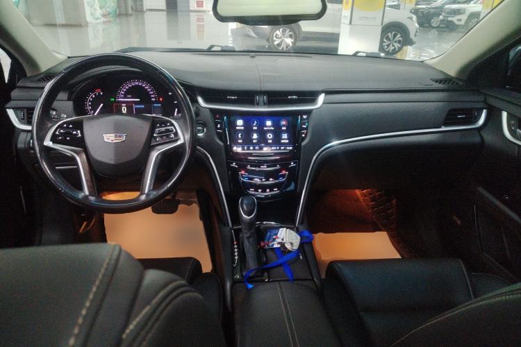 Used Cadillac XTS 2018 28T Tech Edition Center Console