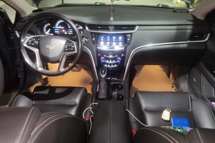 Used Cadillac XTS 2018 28T Tech Edition Center Console