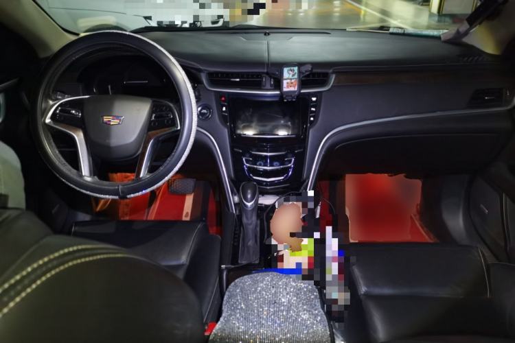 Used Cadillac XTS 2018 28T Elite Edition Center Console