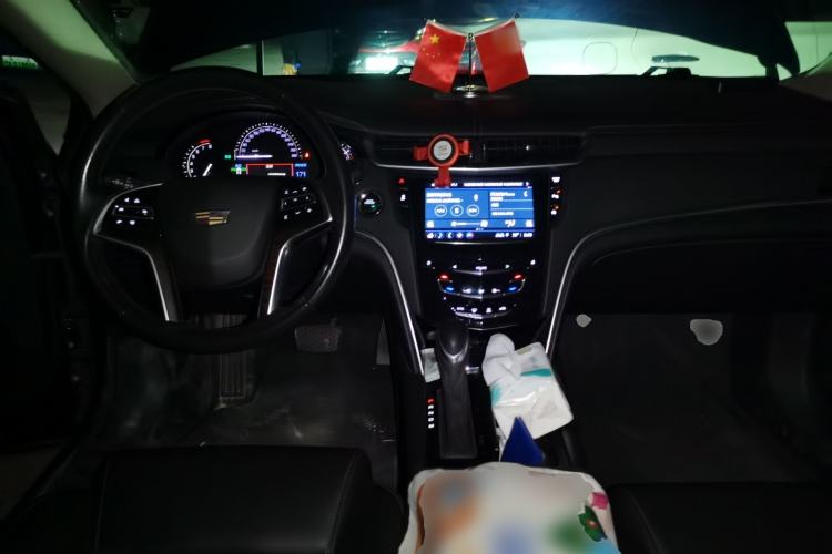 Used Cadillac XTS 2018 28T Tech Edition Center Console