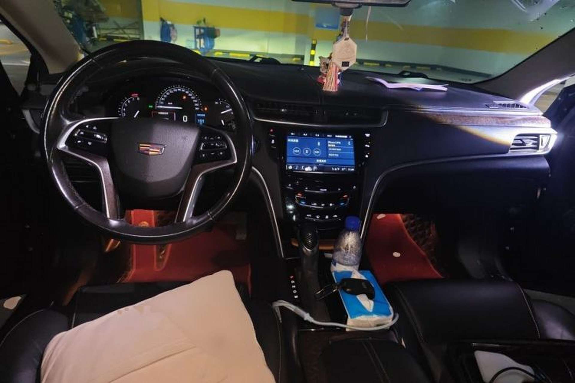 Used Cadillac XTS 2018 28T Tech Edition Center Console