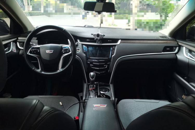 Used Cadillac XTS 2018 28T Elite Edition Center Console