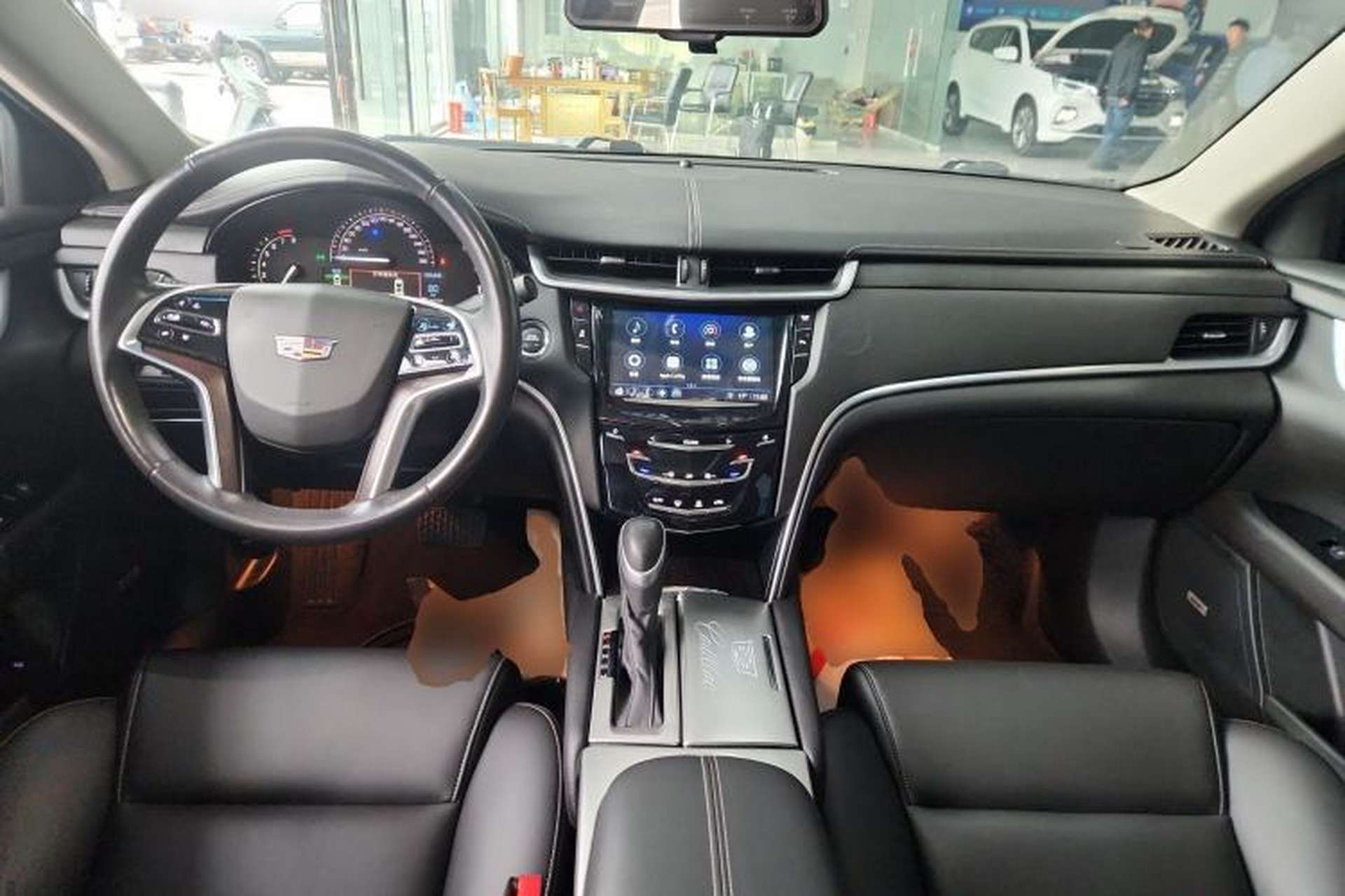 Used Cadillac XTS 2018 28T Tech Edition Center Console
