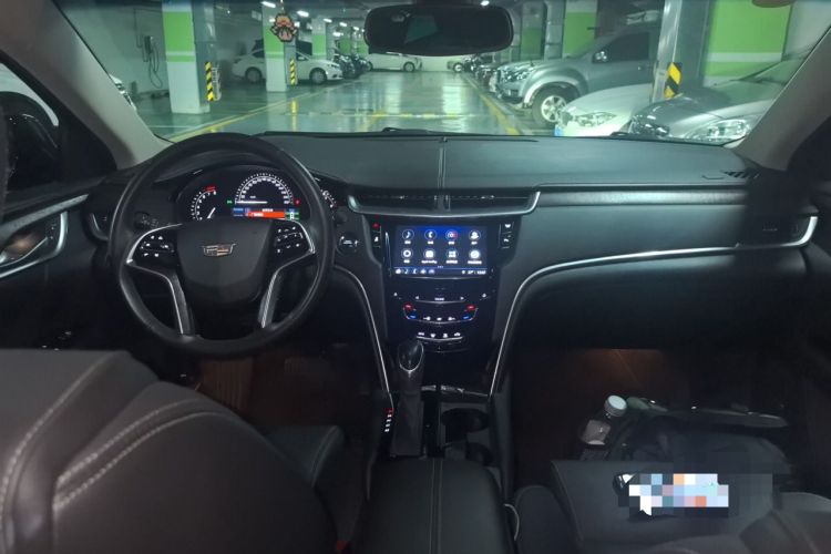 Used Cadillac XTS 2018 28T Elite Edition Center Console