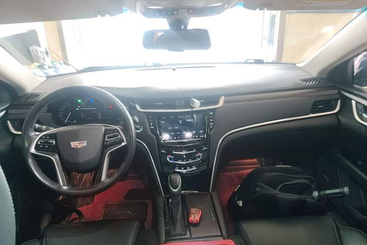 Used Cadillac XTS 2018 28T Elite Edition Center Console