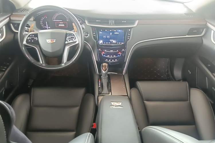 Used Cadillac XTS 2018 28T Tech Edition Center Console
