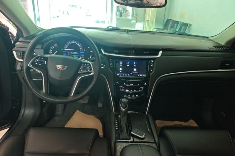 Used Cadillac XTS 2018 28T Tech Edition Center Console