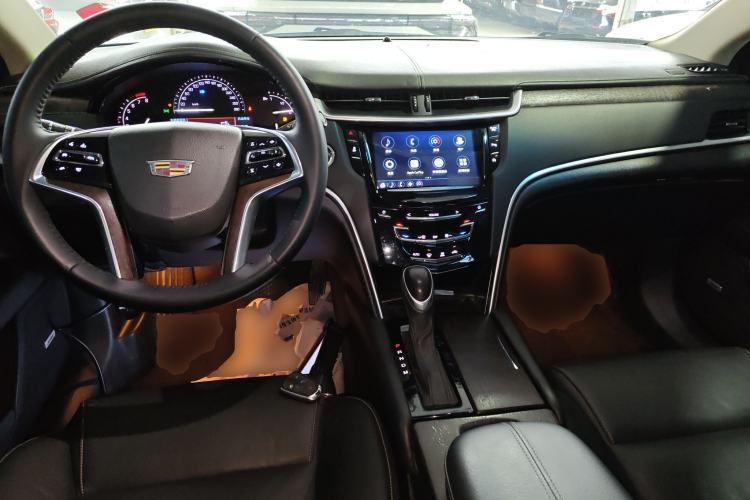 Used Cadillac XTS 2018 28T Elite Edition Center Console