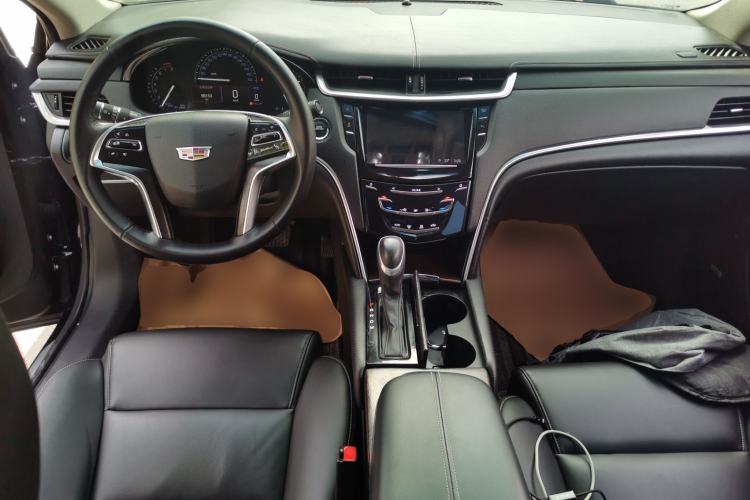 Used Cadillac XTS 2018 28T Tech Edition Center Console