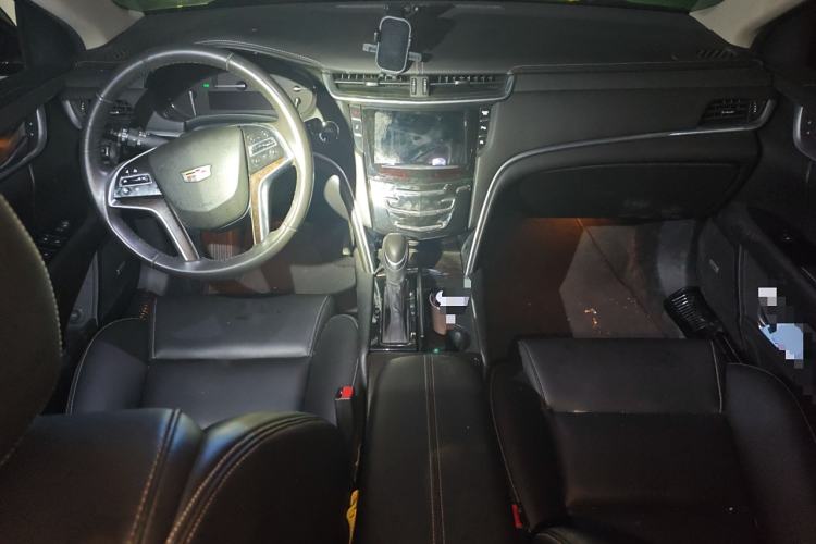 Used Cadillac XTS 2018 28T Tech Edition Center Console