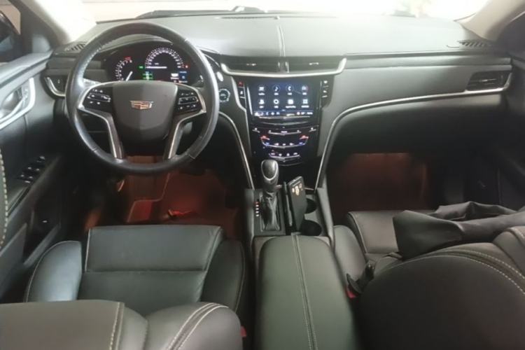 Used Cadillac XTS 2018 28T Elite Edition Center Console