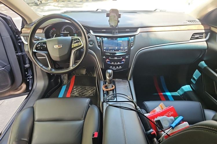 Used Cadillac XTS 2018 28T Tech Edition Center Console