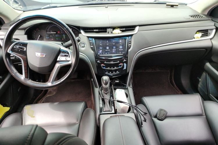 Used Cadillac XTS 2018 28T Tech Edition Center Console
