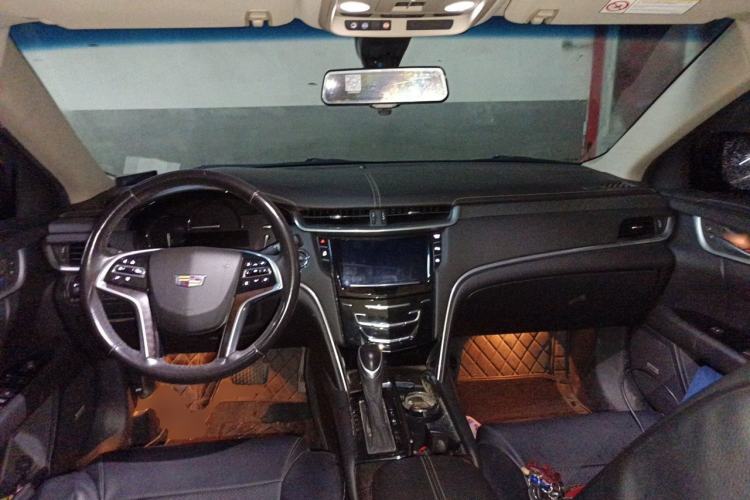 Used Cadillac XTS 2018 28T Tech Edition Center Console