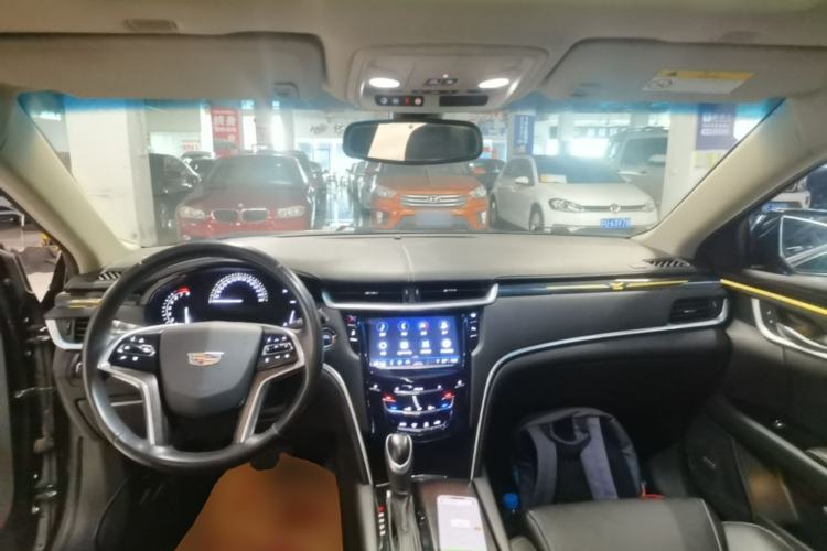 Used Cadillac XTS 2018 28T Elite Edition Center Console