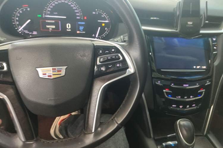 Used Cadillac XTS 2018 28T Tech Edition Center Console