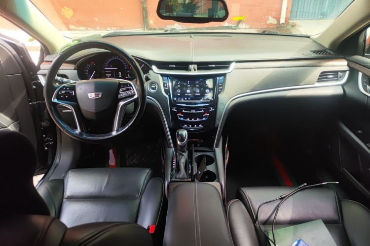 Used Cadillac XTS 2018 28T Elite Edition Center Console