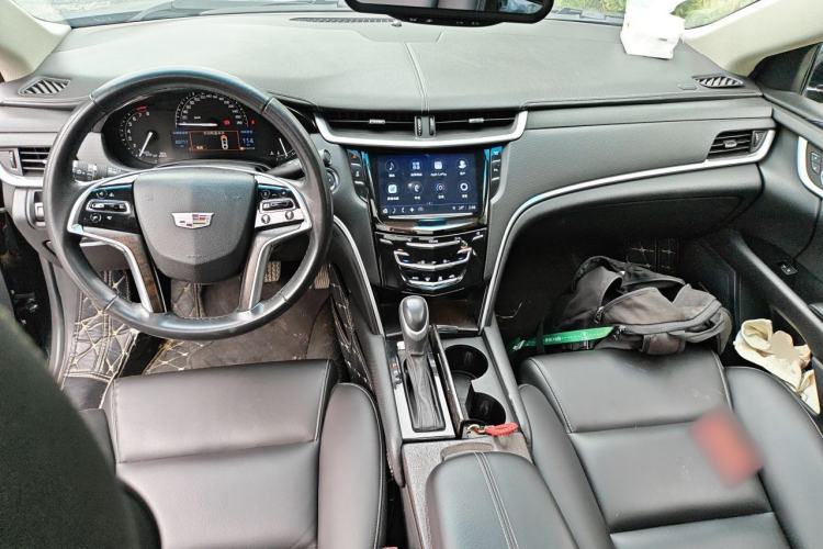 Used Cadillac XTS 2018 28T Tech Edition Center Console