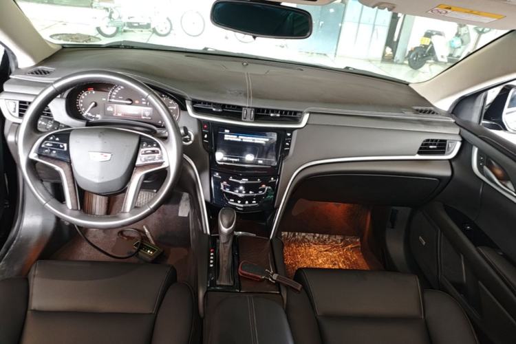 Used Cadillac XTS 2018 28T Tech Edition Center Console
