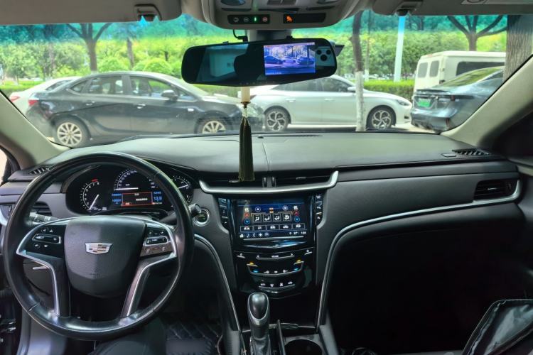 Used Cadillac XTS 2018 28T Tech Edition Center Console