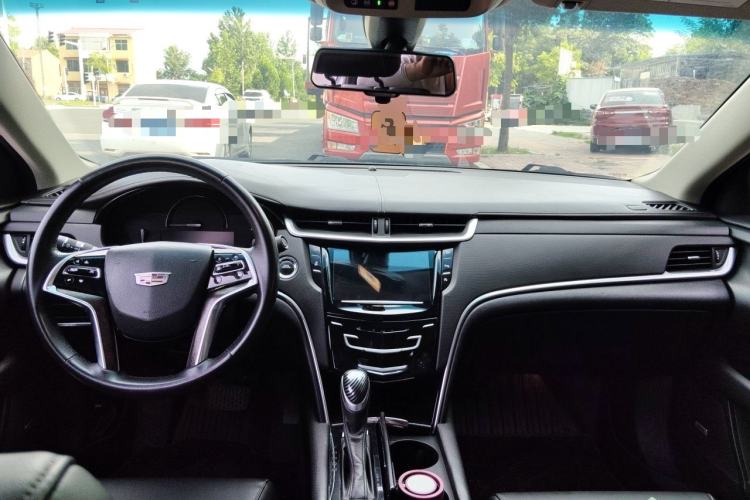 Used Cadillac XTS 2018 28T Tech Edition Center Console