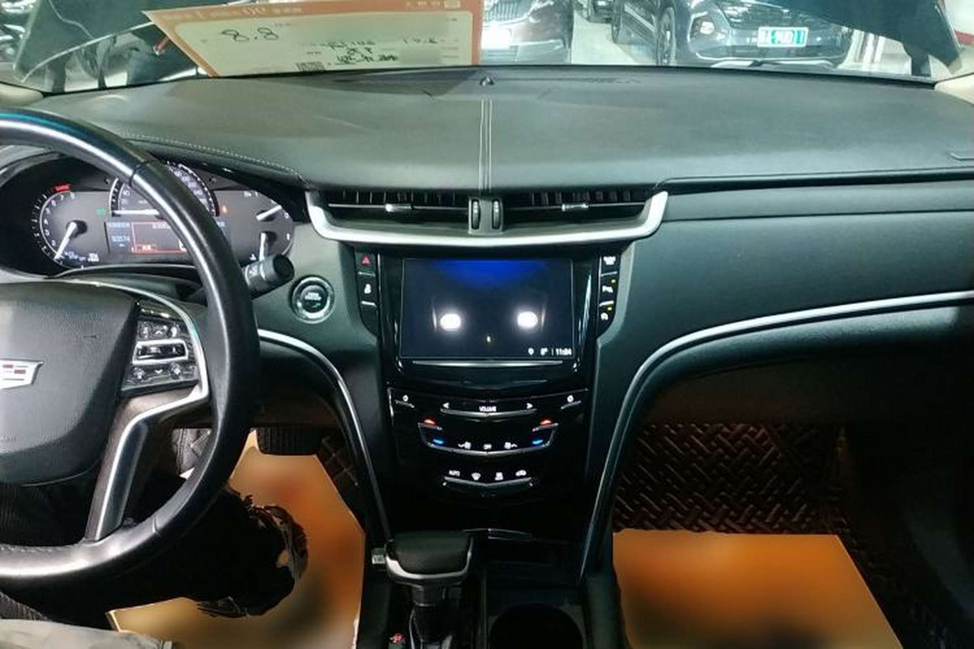 Used Cadillac XTS 2018 28T Tech Edition Center Console