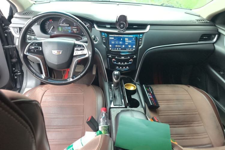 Used Cadillac XTS 2018 28T Tech Edition Center Console