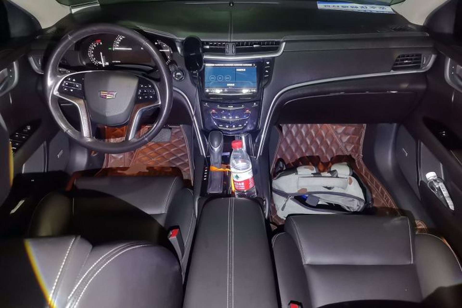 Used Cadillac XTS 2018 28T Tech Edition Center Console
