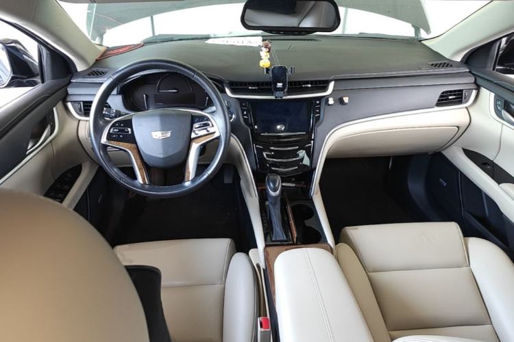Used Cadillac XTS 2018 28T Tech Edition Center Console