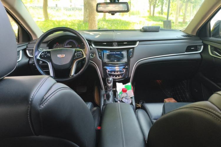 Used Cadillac XTS 2018 28T Tech Edition Center Console