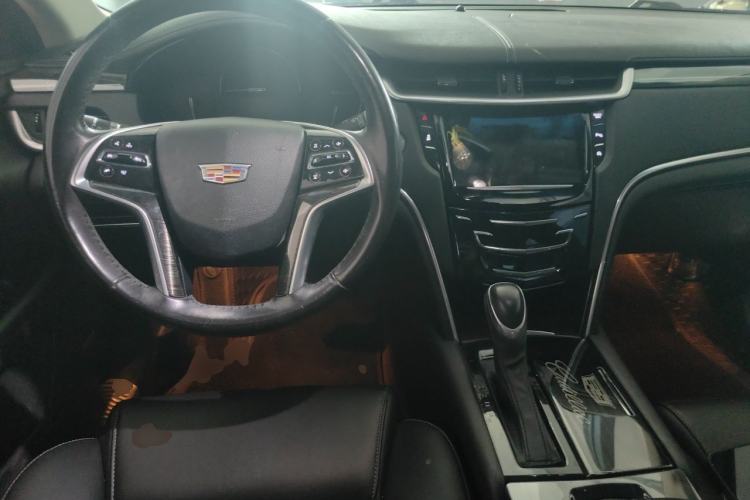 Used Cadillac XTS 2018 28T Tech Edition Center Console